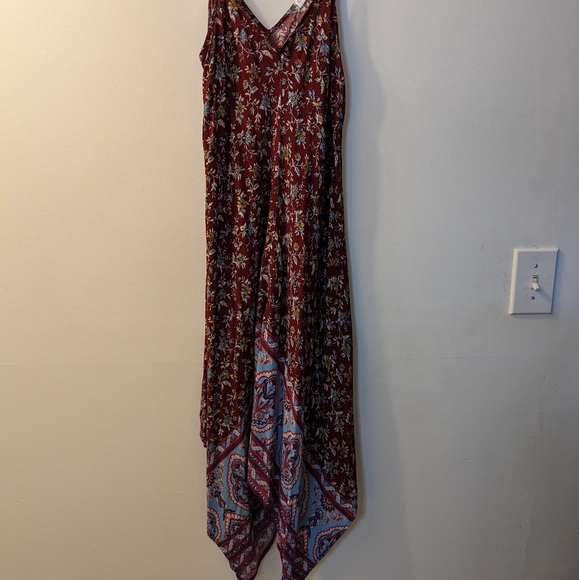 Spaghetti strap boho handkerchief hem flowy rayon dress - Picture 10 of 11